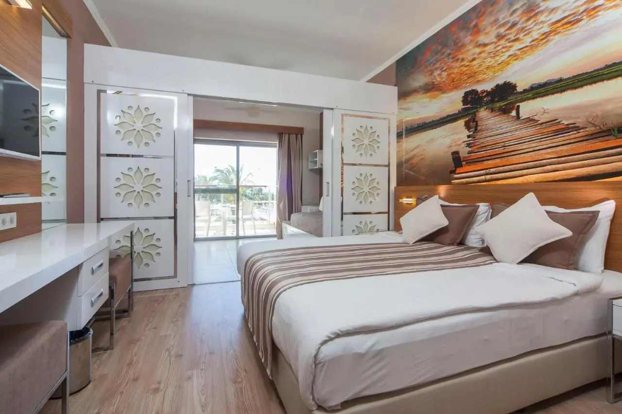 Holiday Village Türkiye