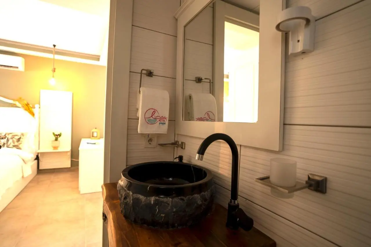 Liman Hotel Gümüslük - Adult Only