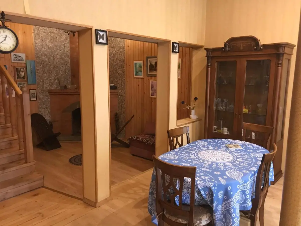 flat 44