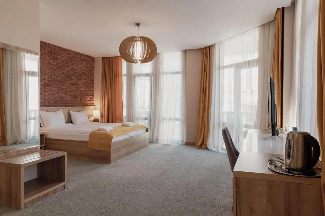 Hotel London