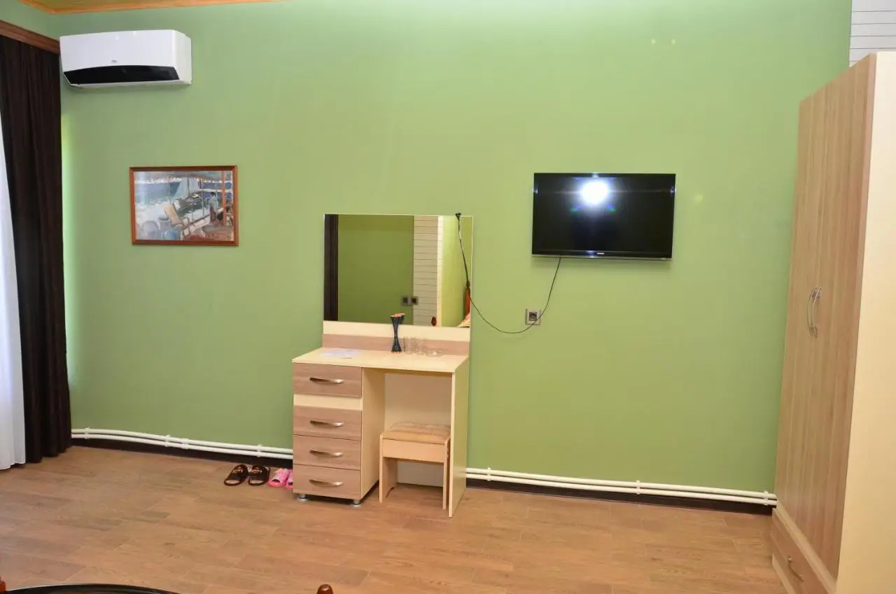 Sheki Panorama Guest House