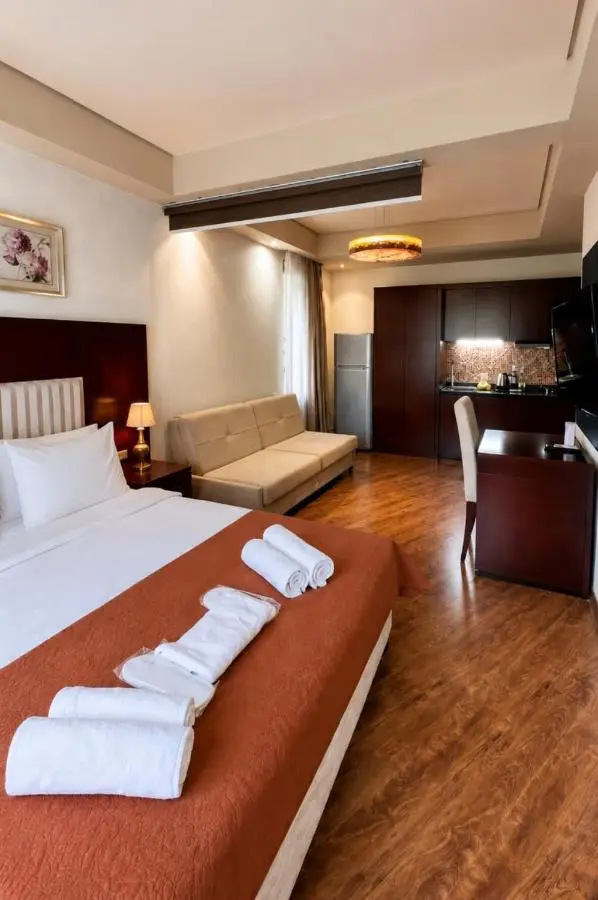 Luxury Dreamland Oasis Apartments