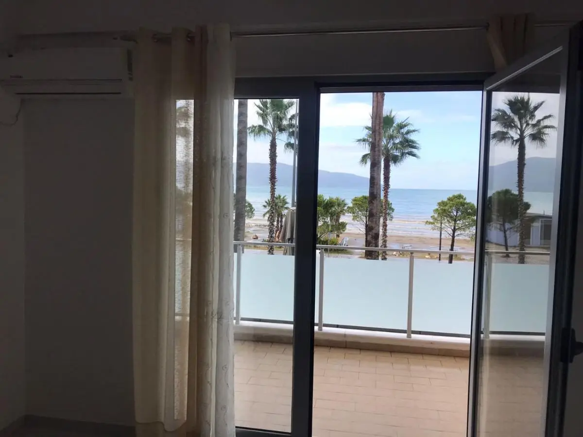 Sea Front Apartment Beach House