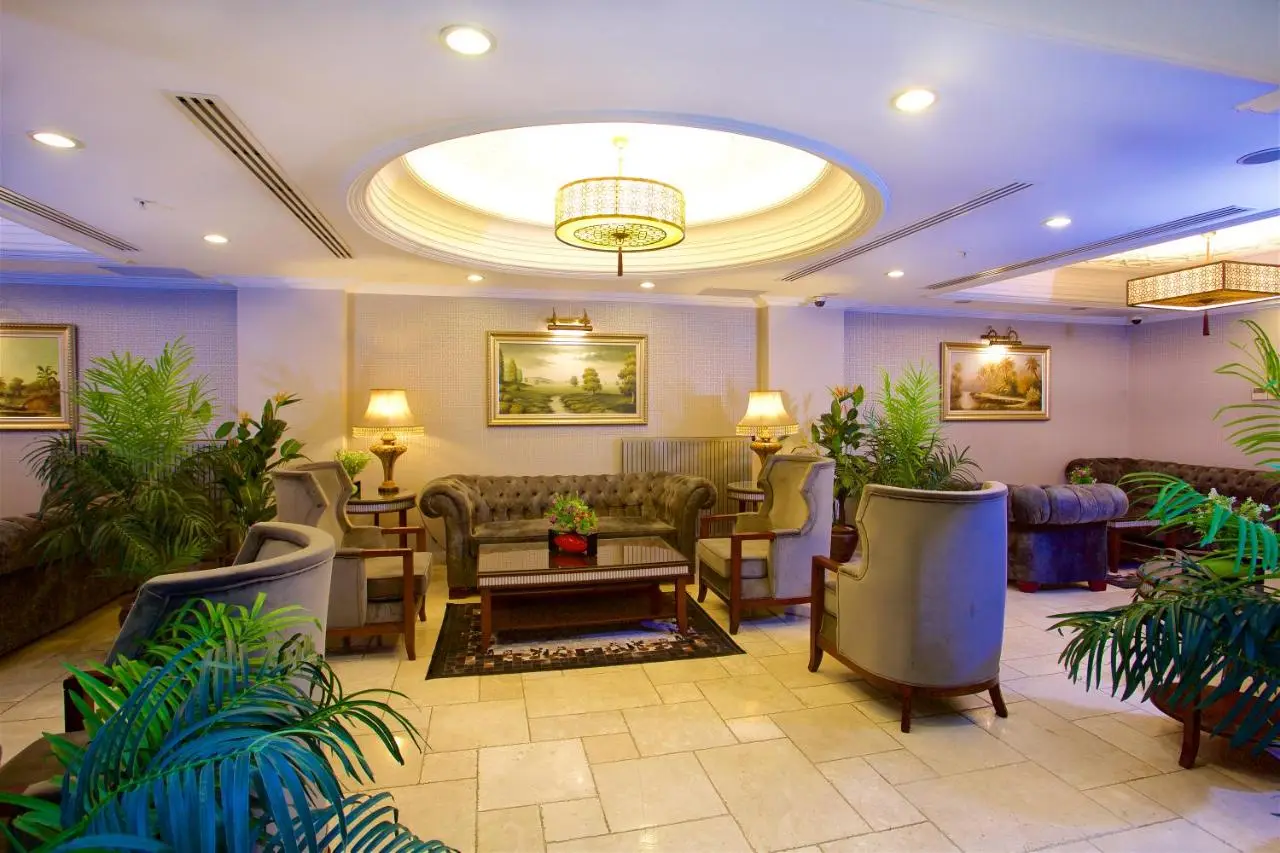 Emporium Hotel