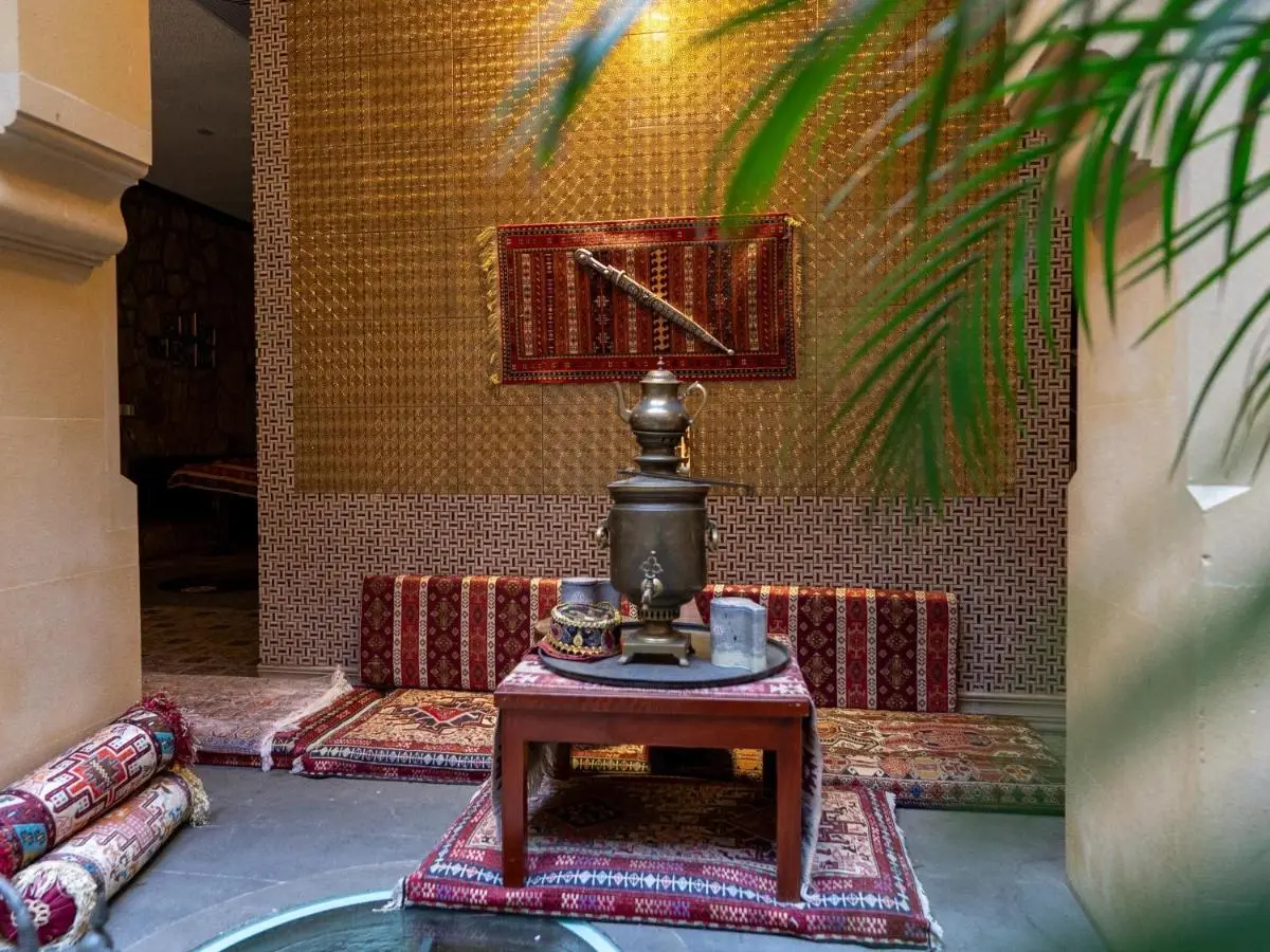 Shah Palace Luxury Museum Hotel