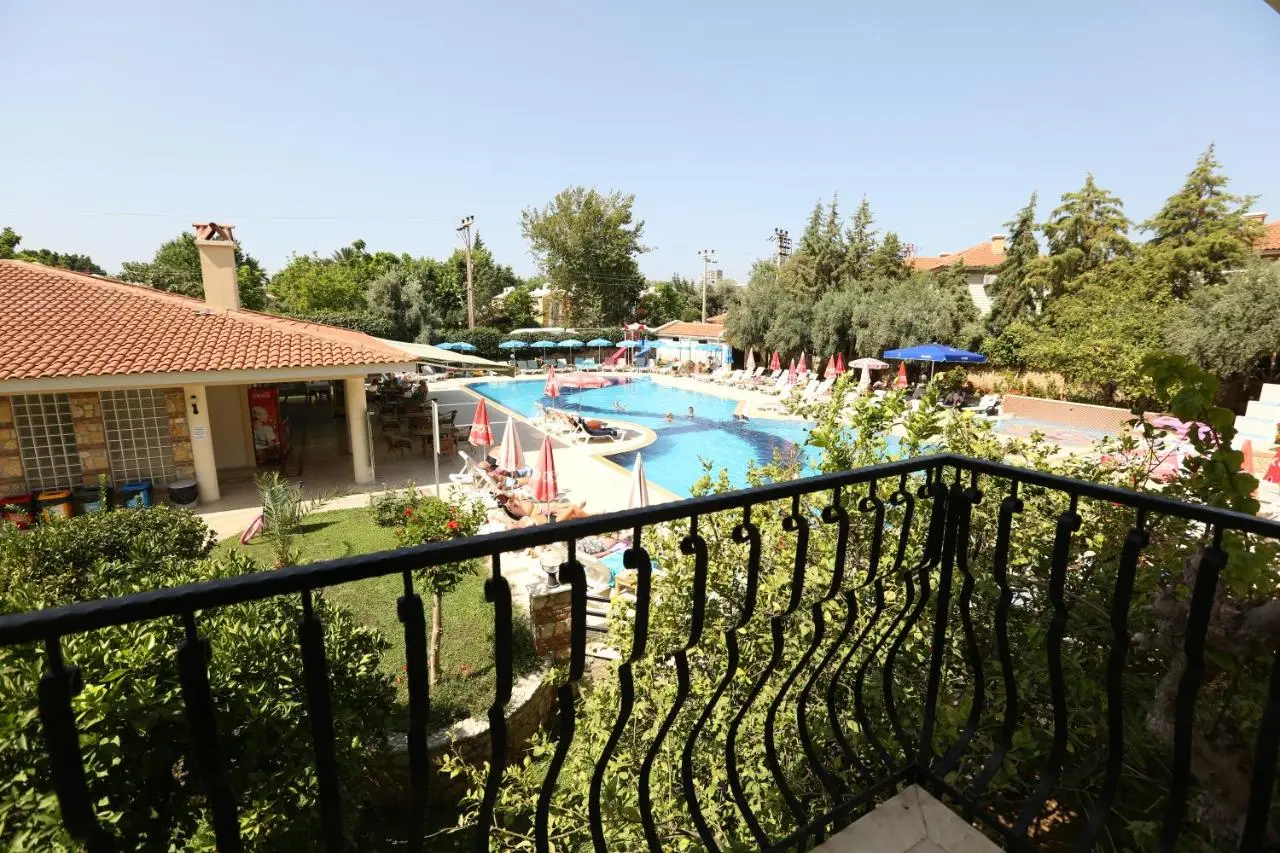 Mavruka Hotel