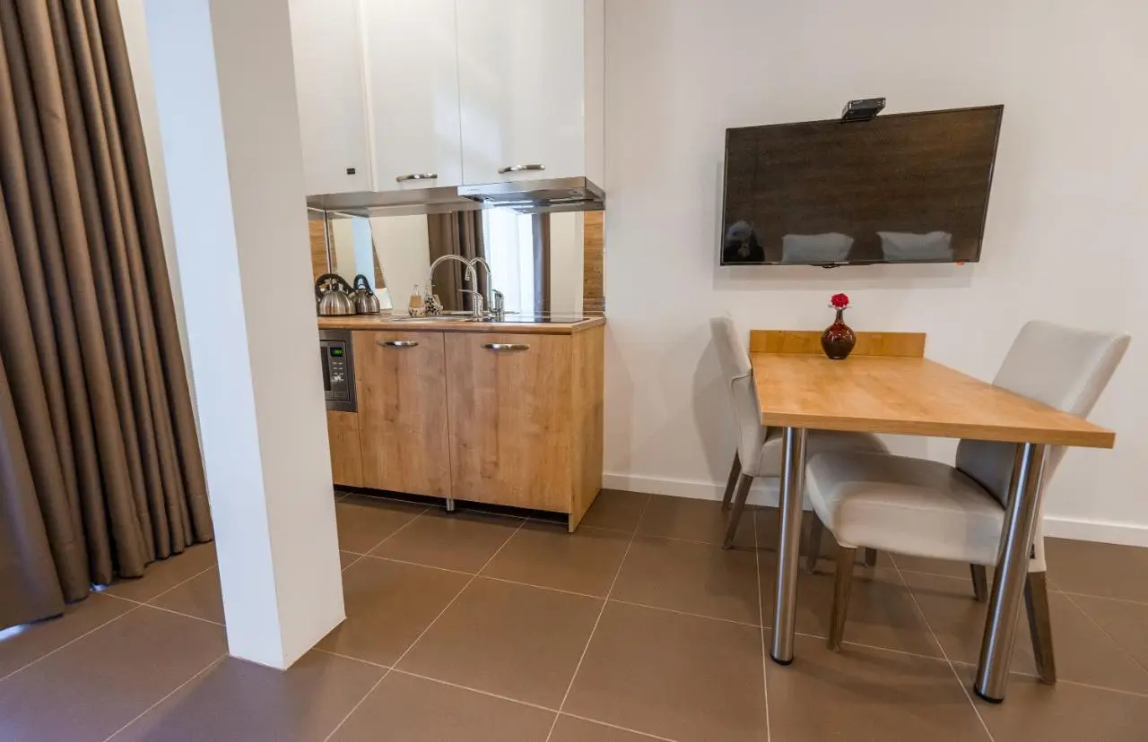 Luxury Apartments on Central Avenue