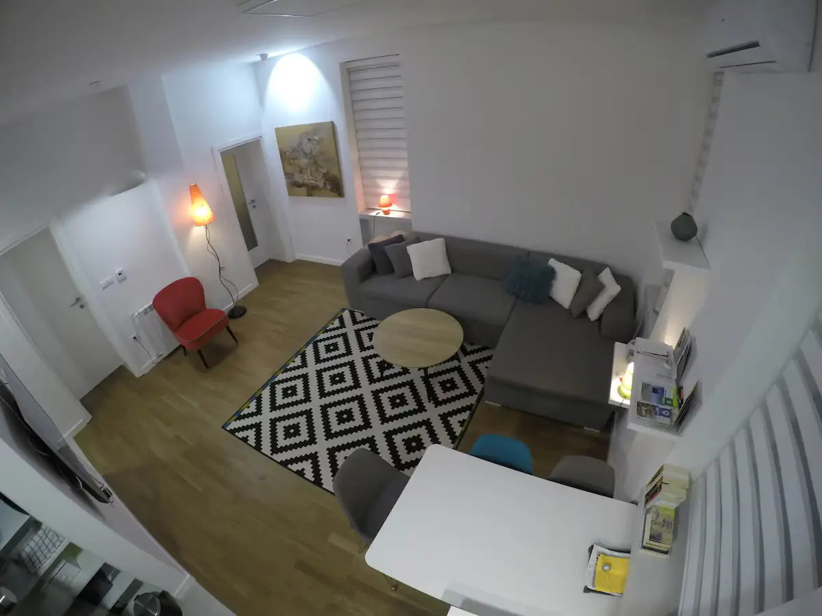 Snoopy apartment