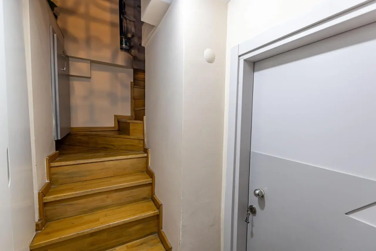 Calanthe Residence