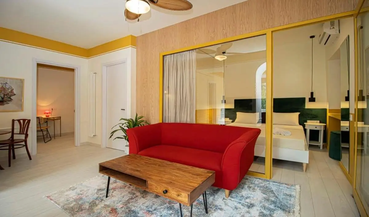 Masterfully Designed Apartment -By Wehost