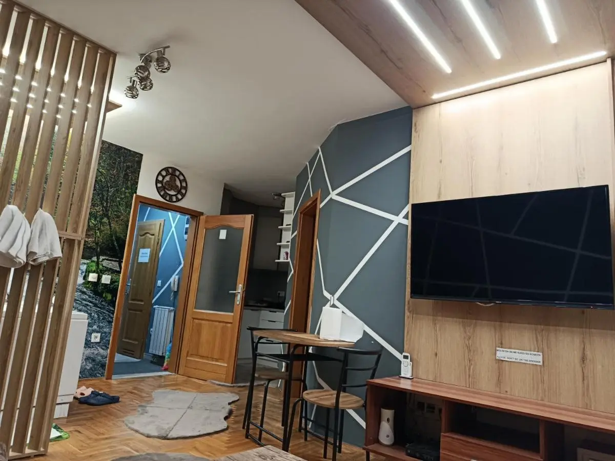 JACUZZI for RELAX - HOLLYWOOD Apartment, STUP, Sarajevo