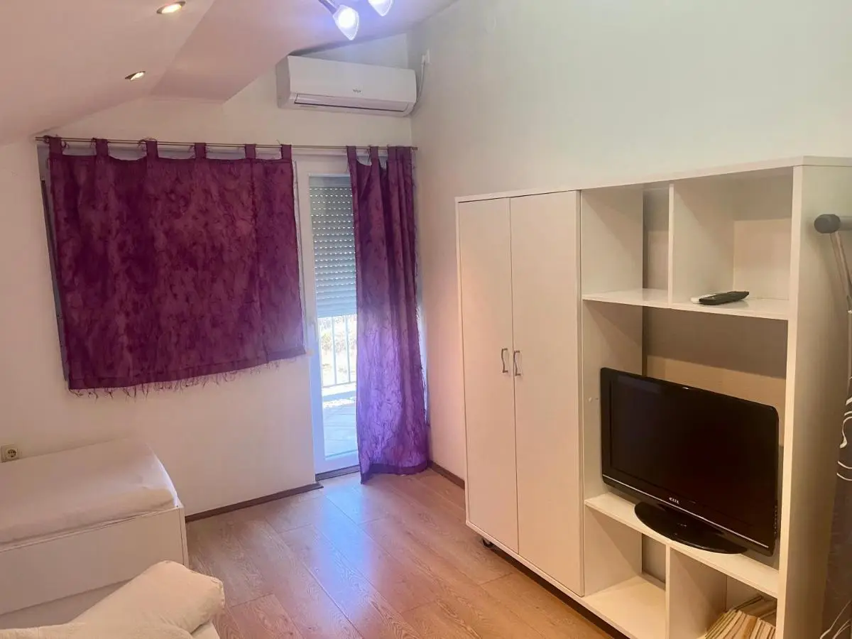 Magic river view Apartment