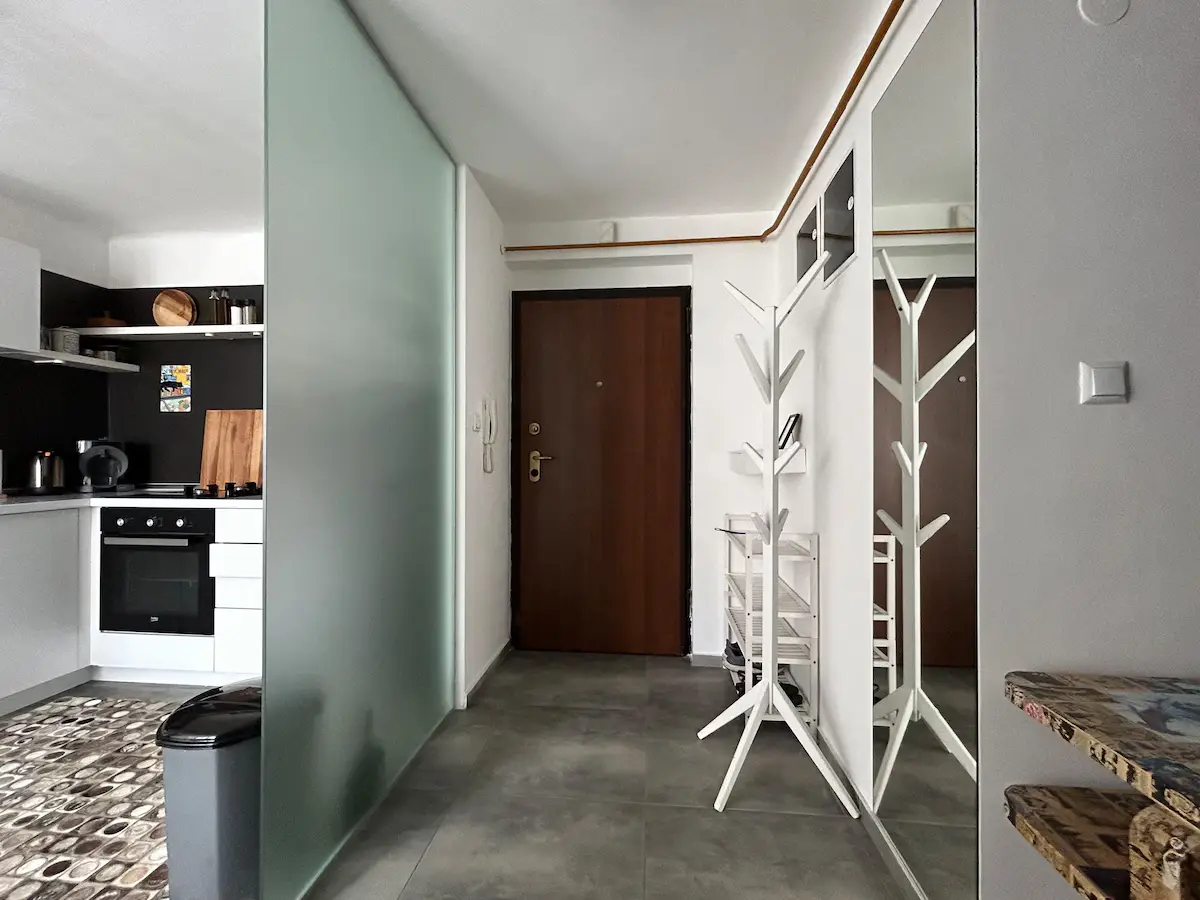 ★Contemporary Penthouse★ minutes from center|2BDR