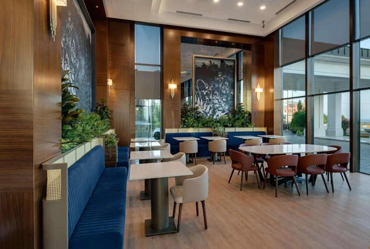 Doubletree by Hilton Van