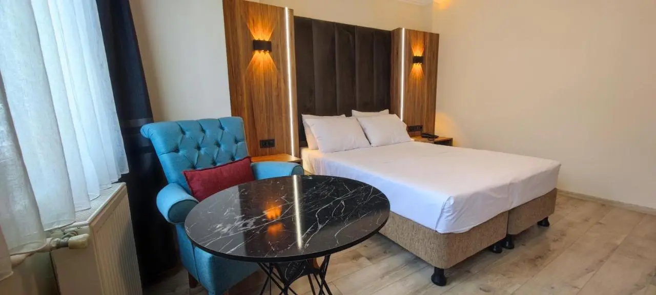 Star Hotel