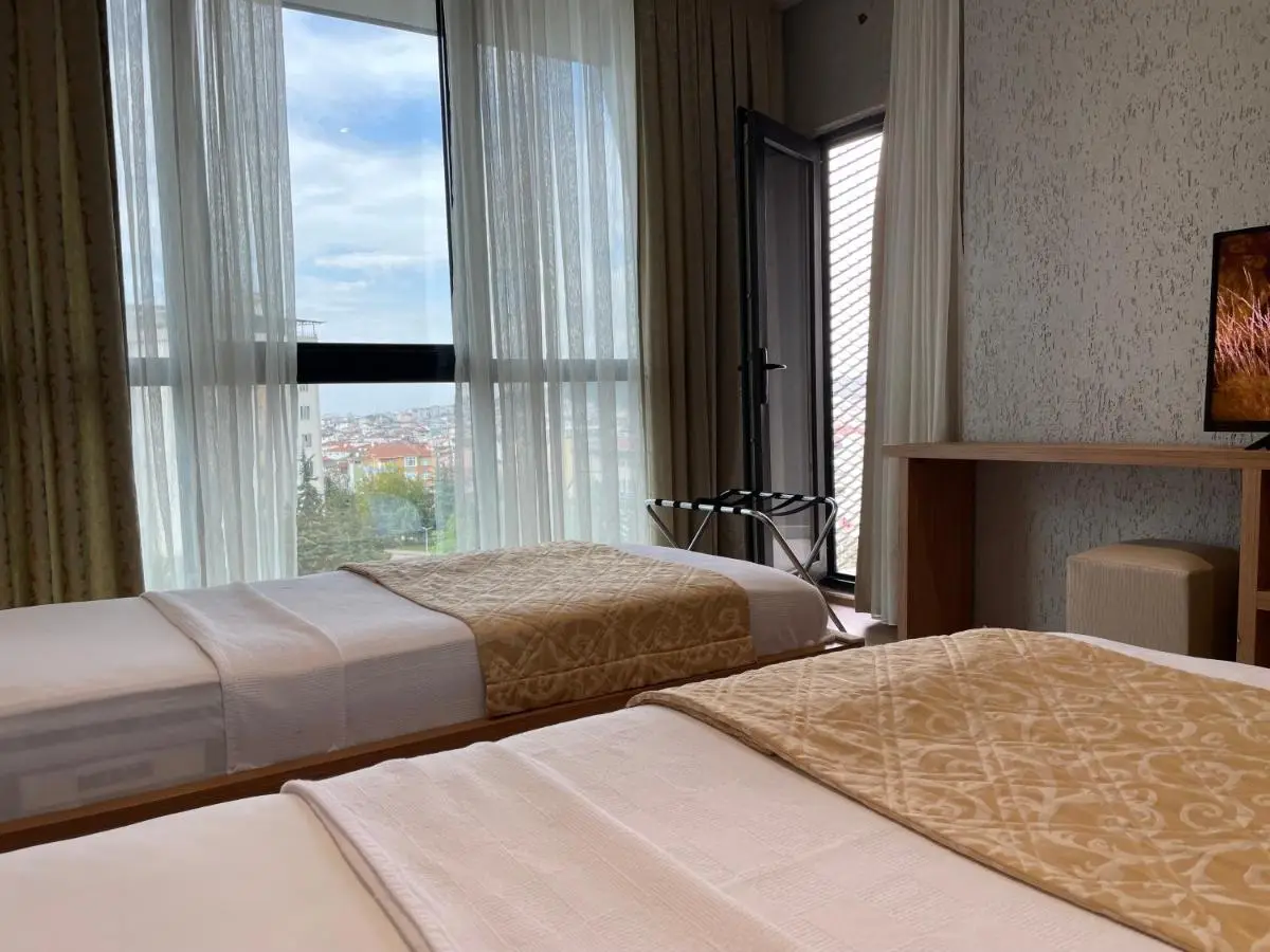 İNNPORT HOTEL