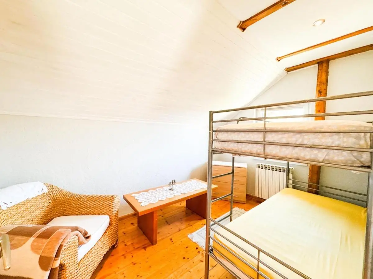 Wood & Light Loft Sarajevo - Private parking