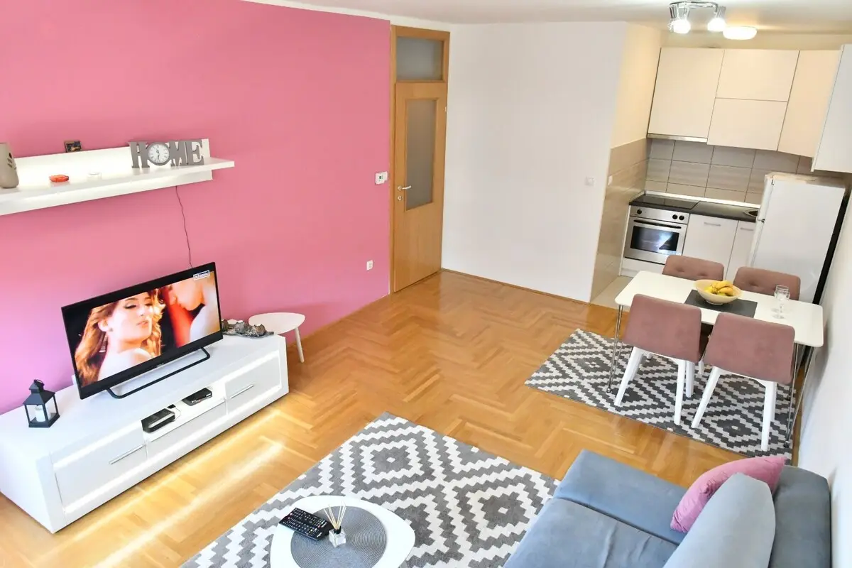 Apartment  "Chola"
