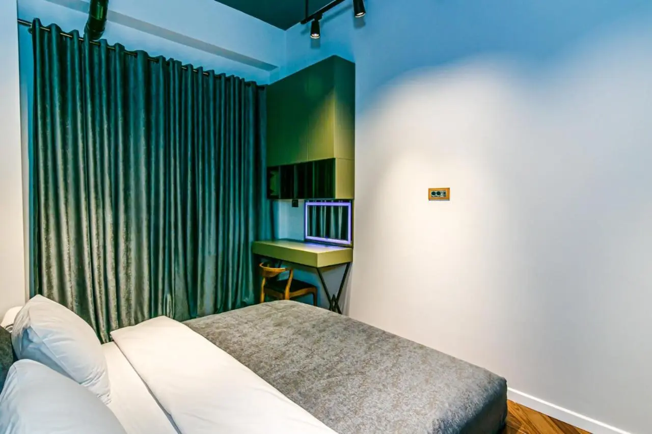 LUXURY K NightsBridge Residance White City