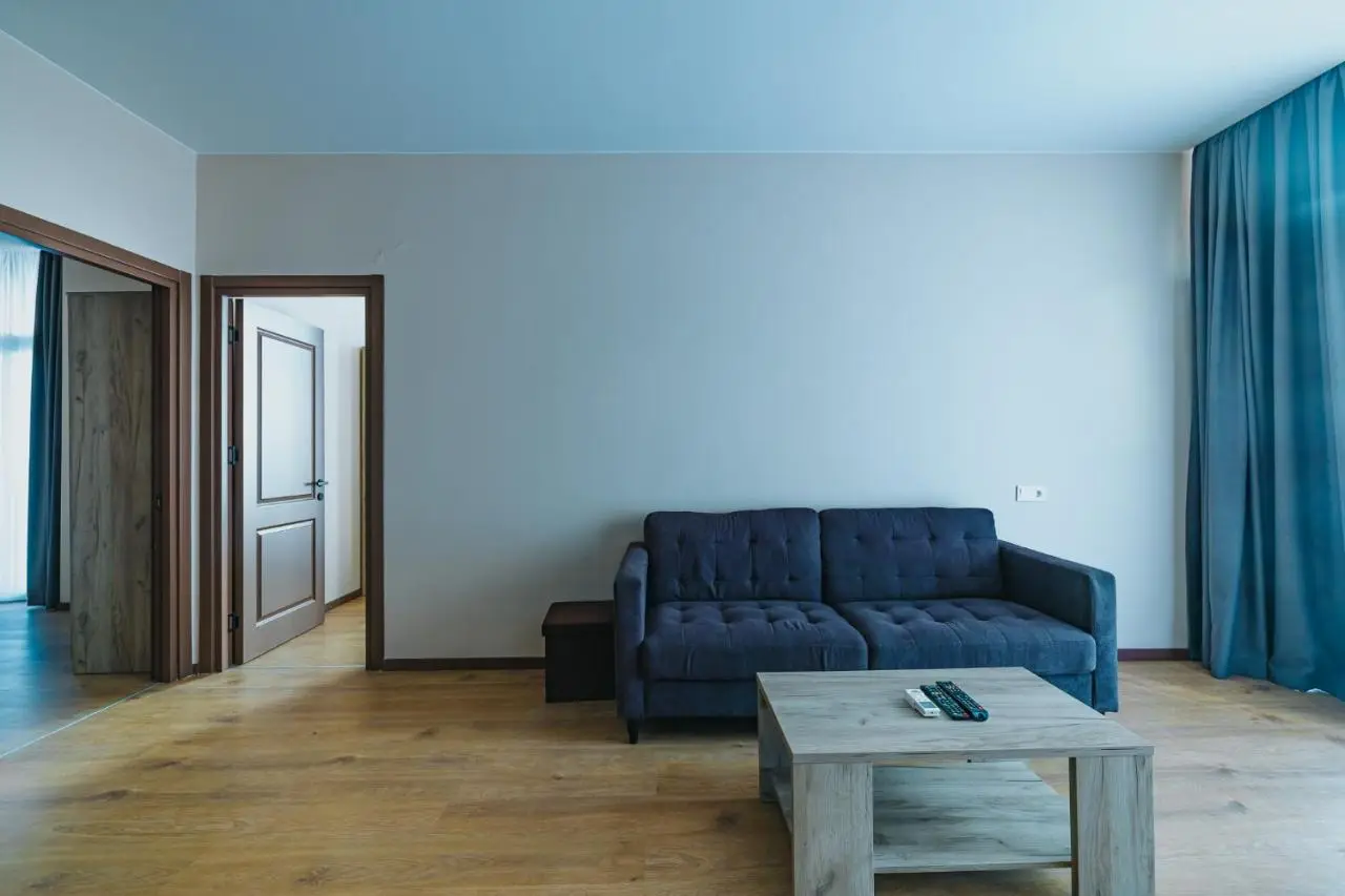 Komunna Luxe