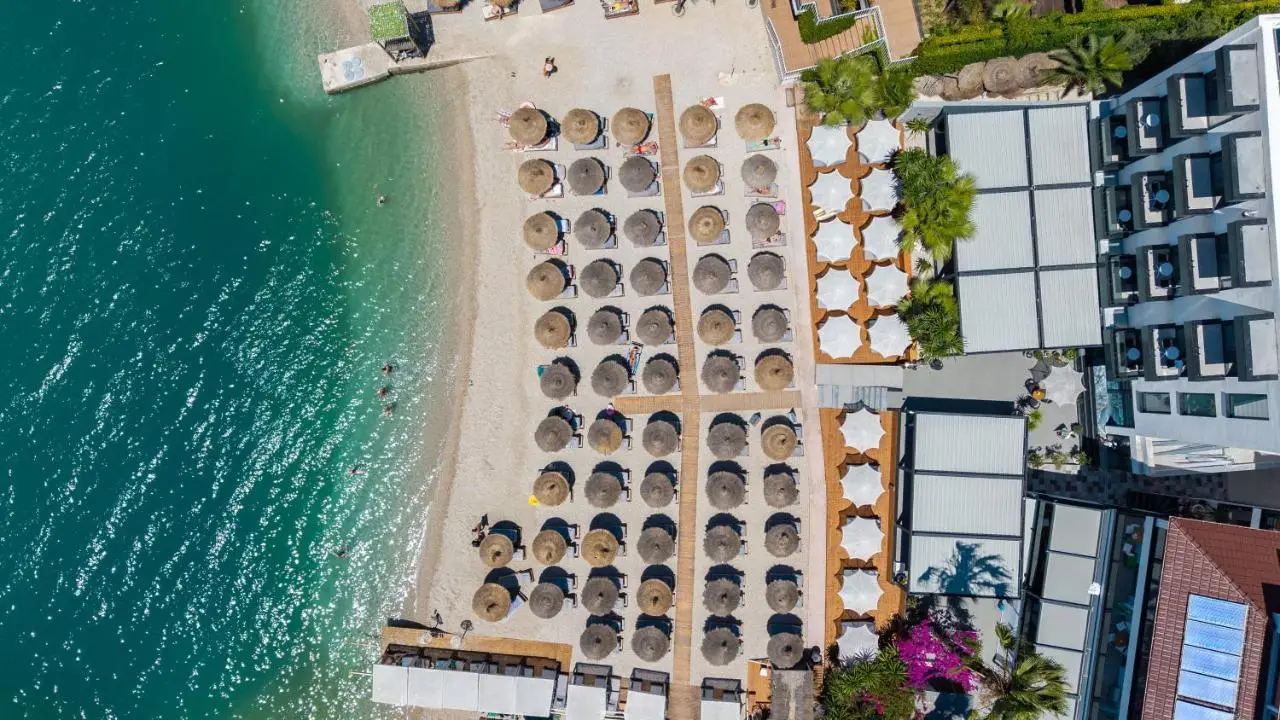 Vila Era Beach