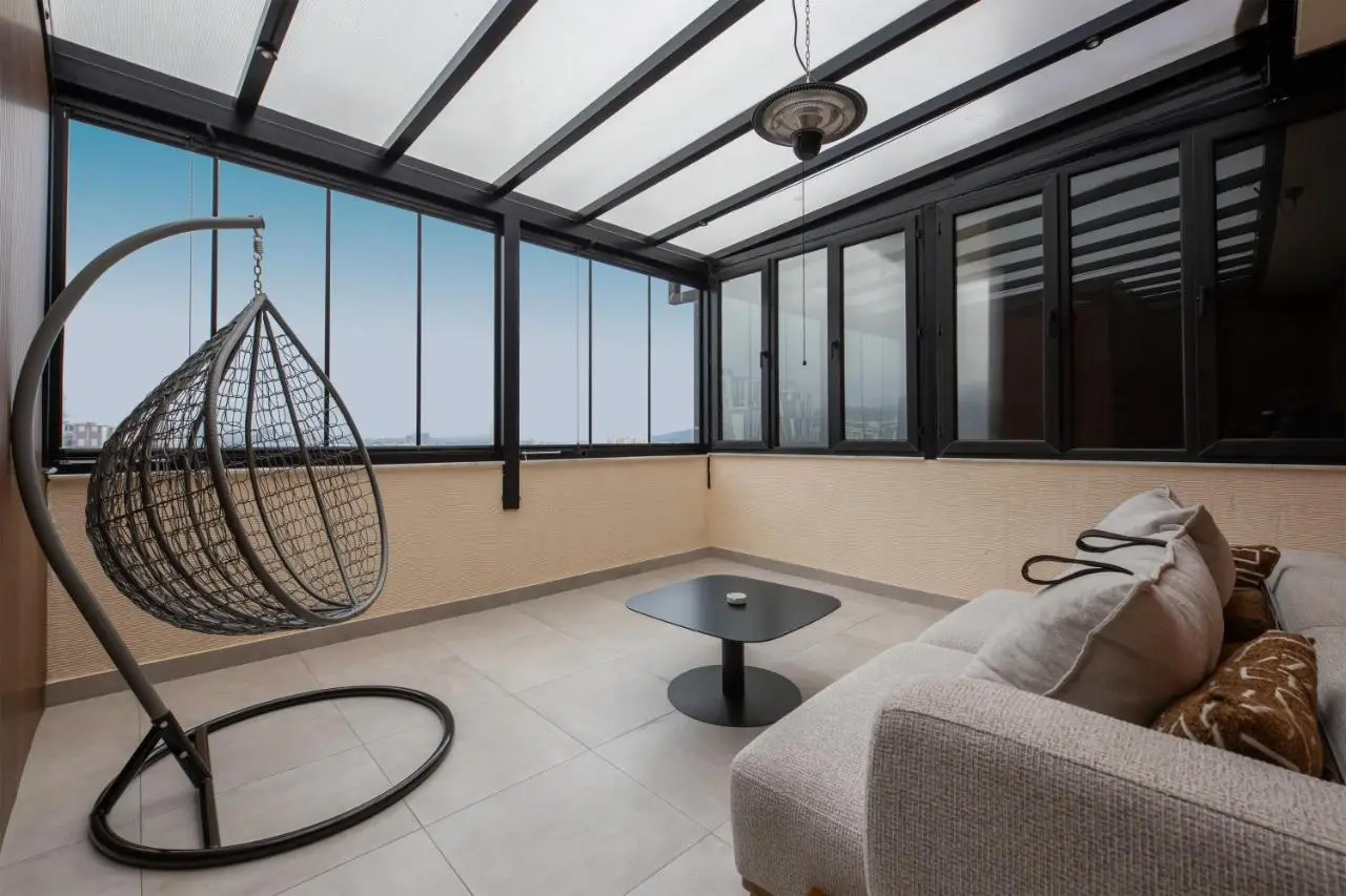 Terrace 17 by Doors