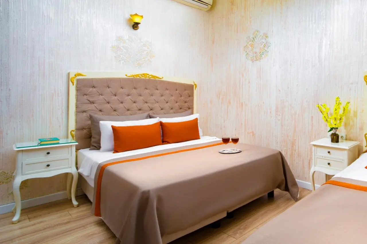 Alhambra Apart Hotel