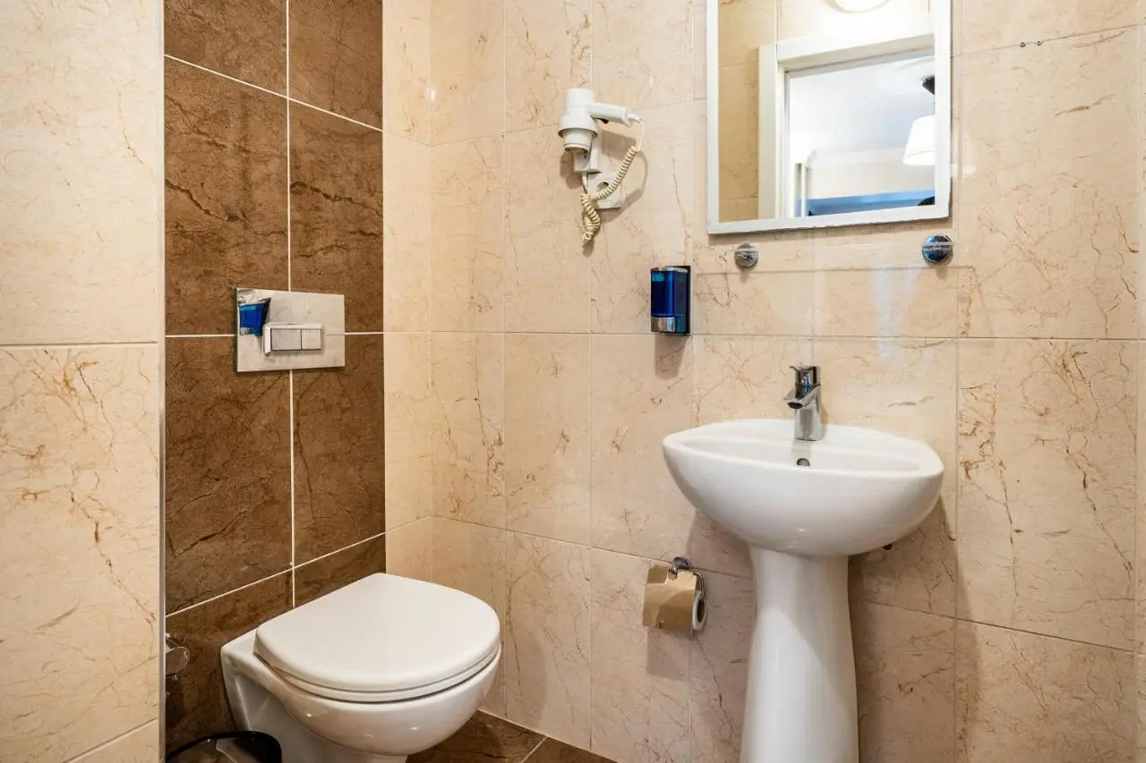 Cihangir Palace Hotel