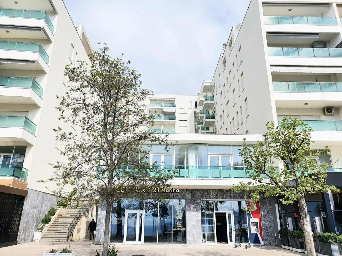 Apartament me qera Lungomare Vlore Mari