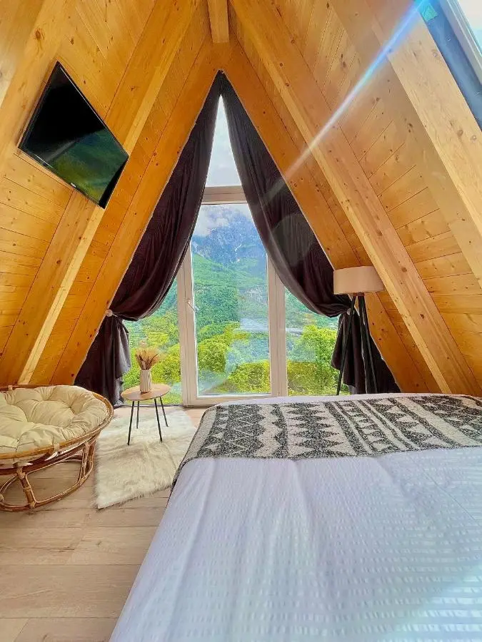 Vidis Chalet Boutique Hotel