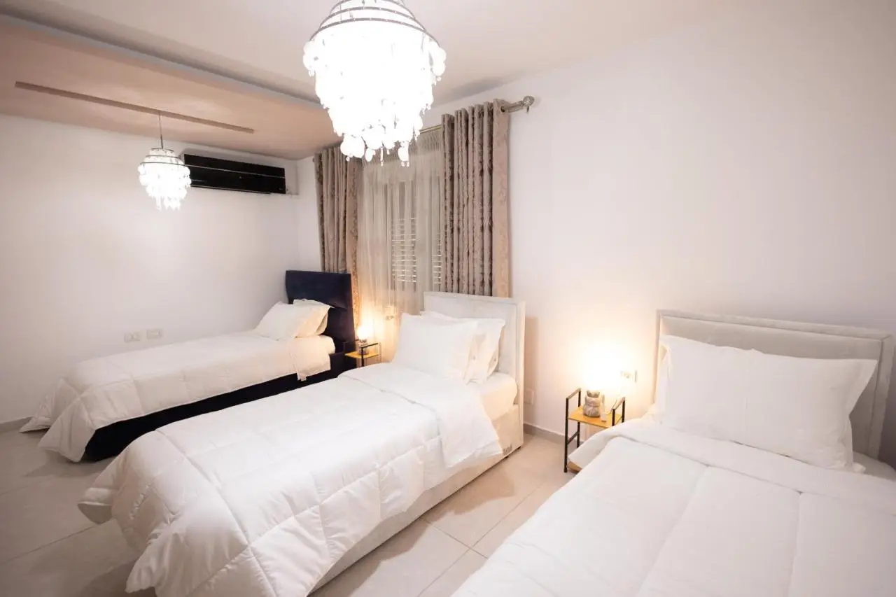 Apartment KLER-Elegant Stay Ali Demi