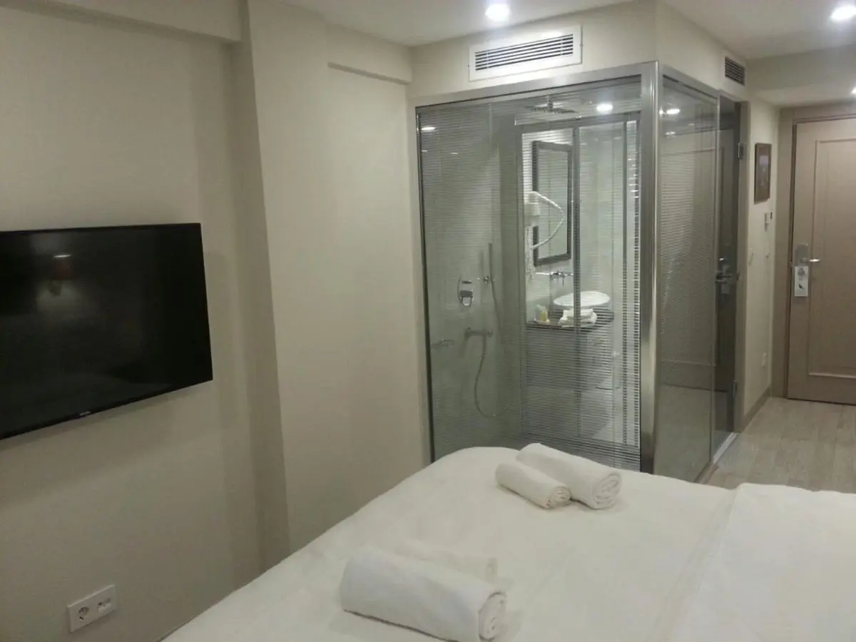 Perla Galata Hotel