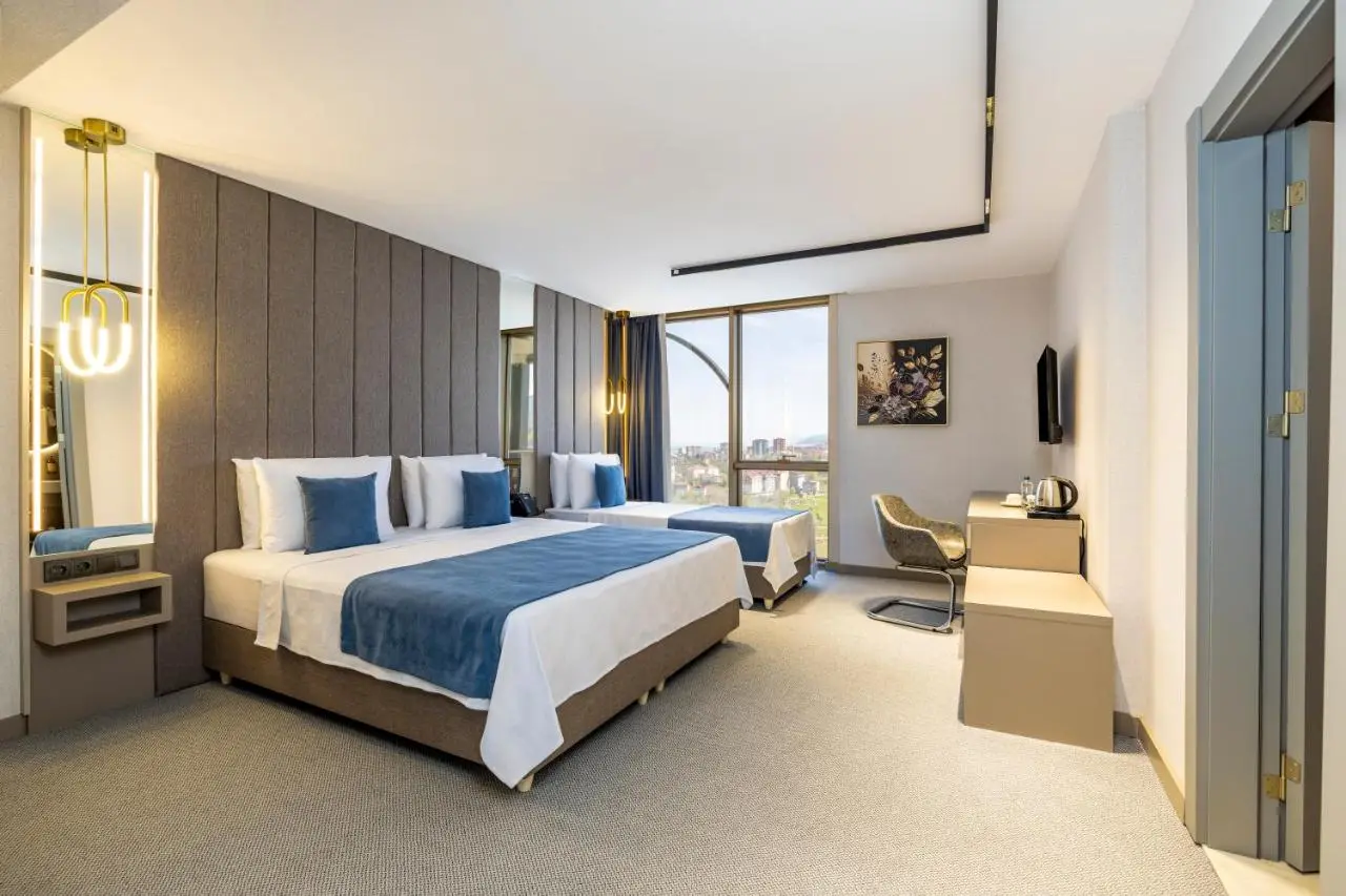 Rossi Luxury Hotel