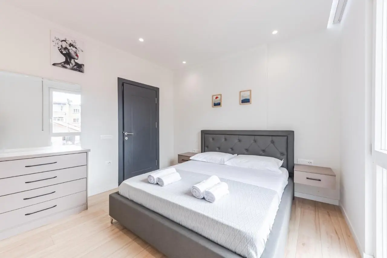Mumba Apartments by Kondo Stays