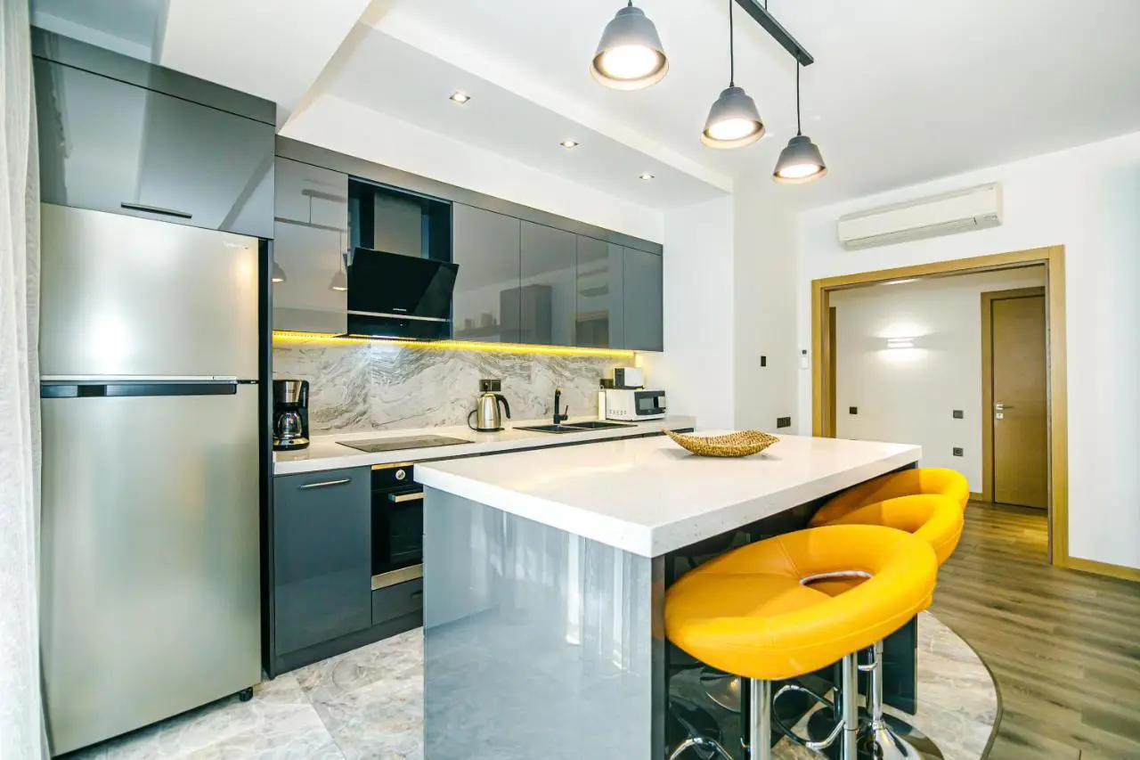 KING Luxury Apartment in Baku