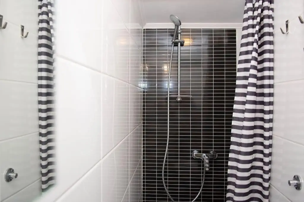 Lovely 2BDR Loft Apartment