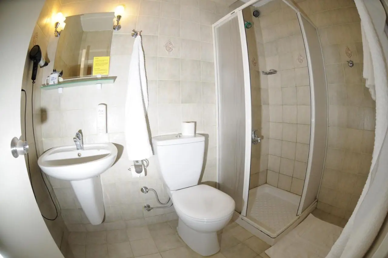 A&B Home Hotel