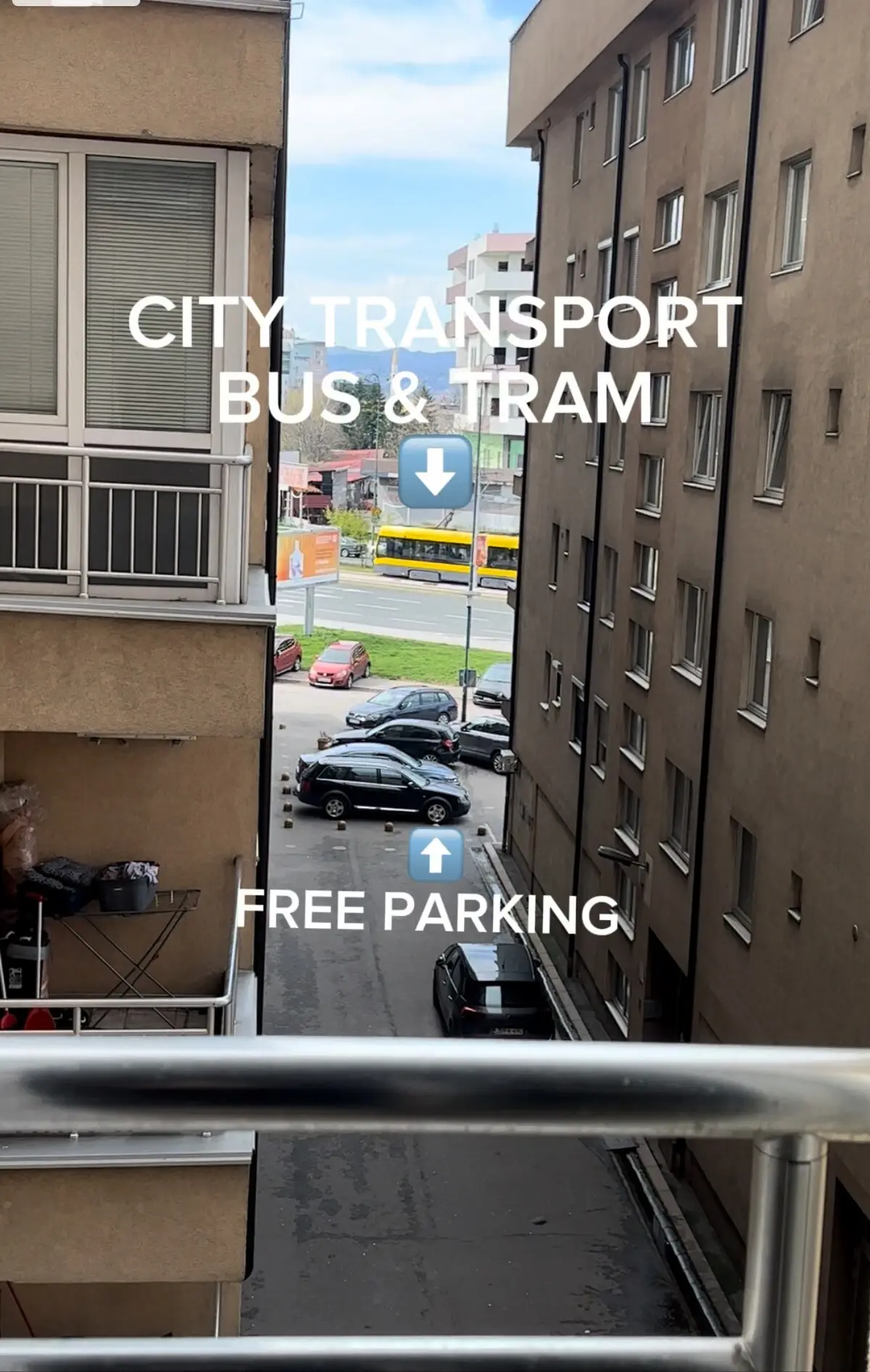 Studio near the airport, tram and bus