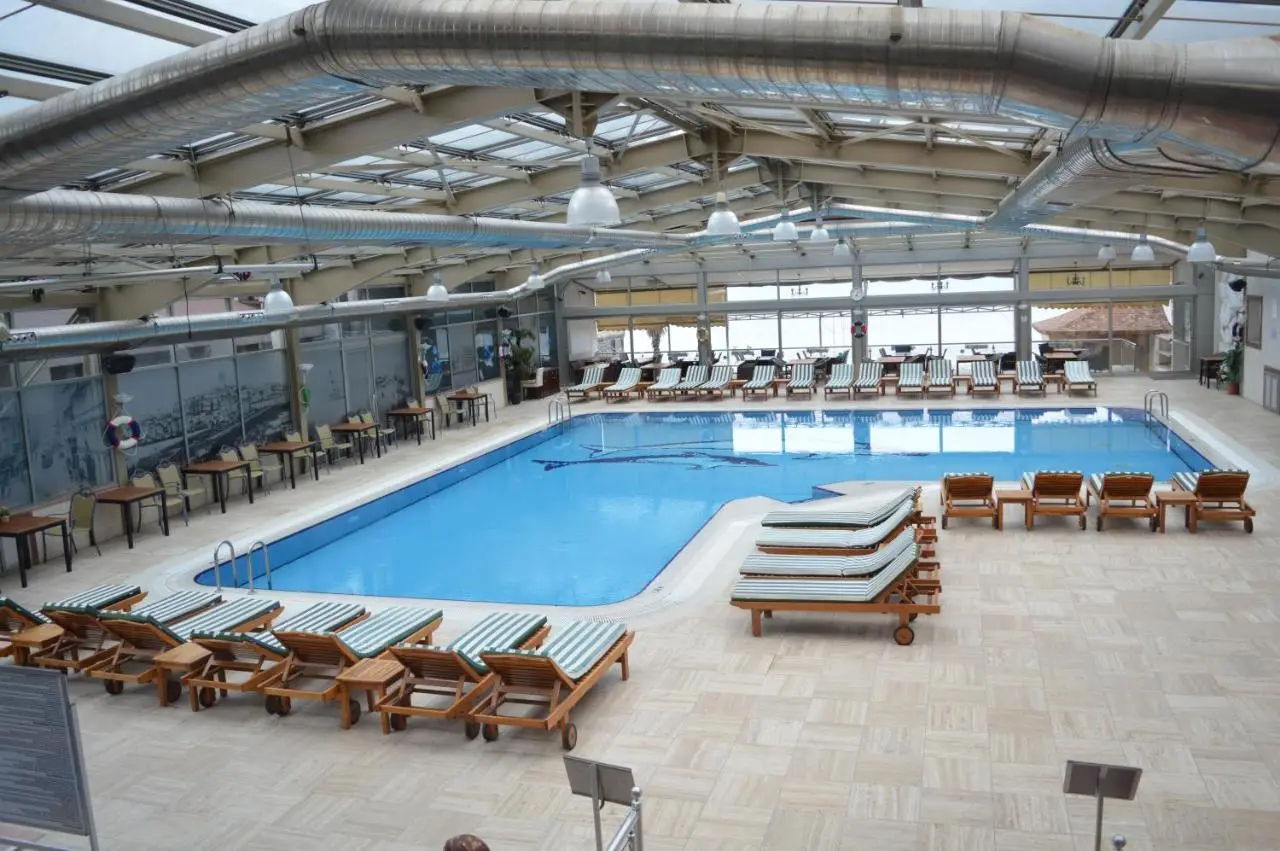 Kumburgaz Blue World Hotel