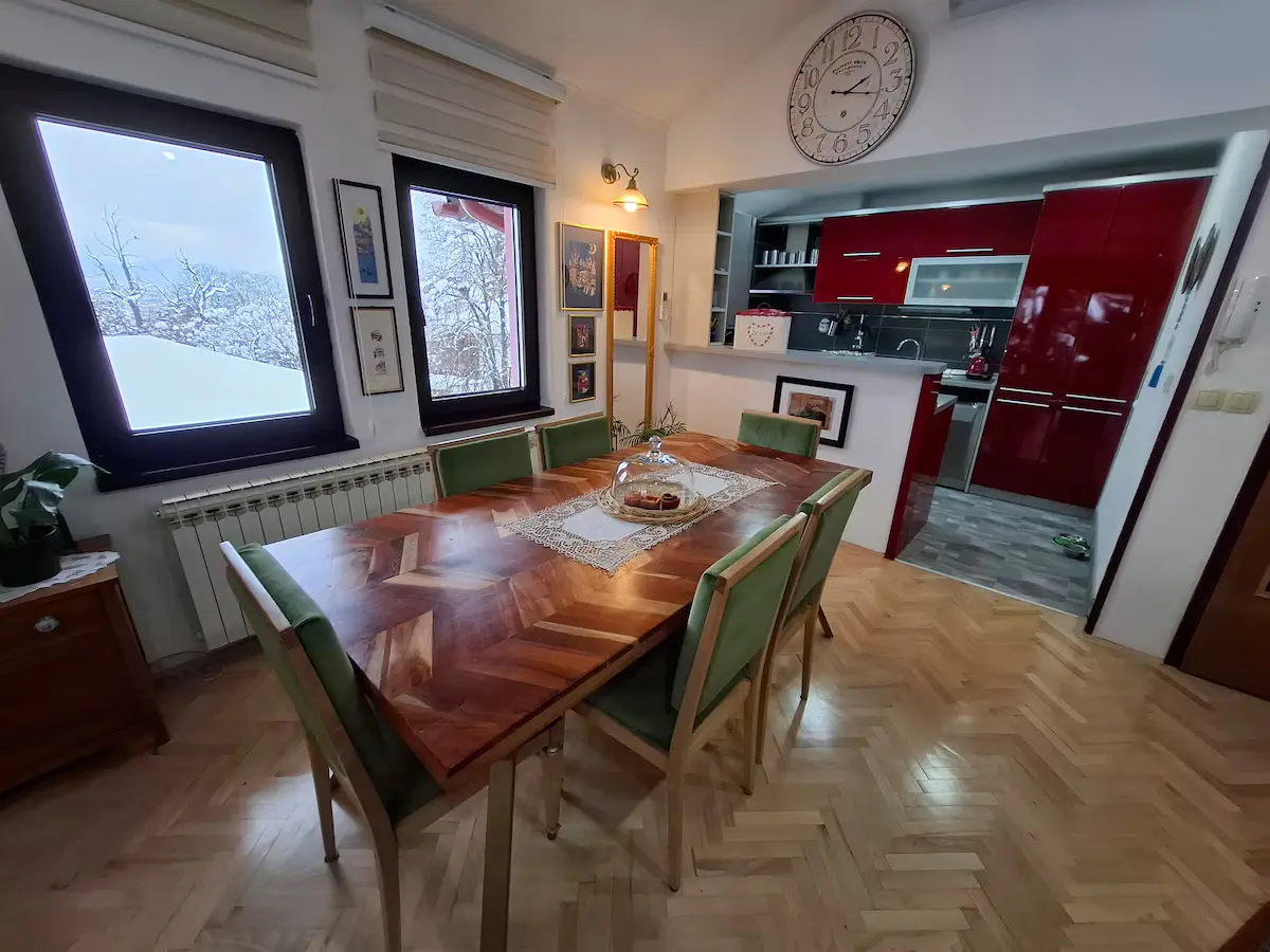 Charming 3-Bedroom House in the Heart of Old Town