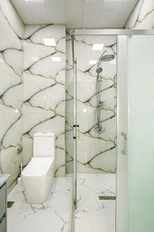 WHITE Luxury Apartment in Nizami street