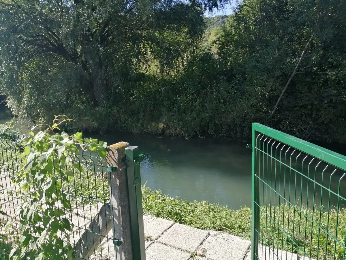 River Bank & castle view apartment 1