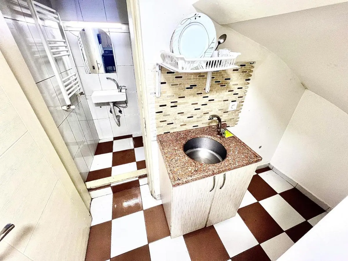 Taksim White House Hotel