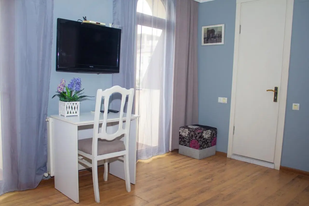 Aparthotel Old City