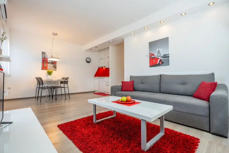 Elegant Sanctuary Near Bascarsija + Private Garage