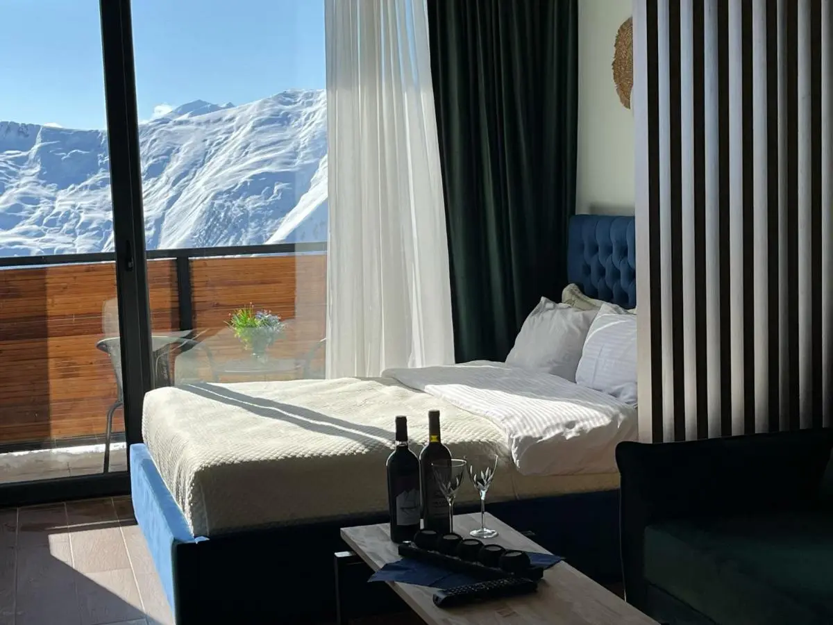 Twins apartment delux 2, new gudauri