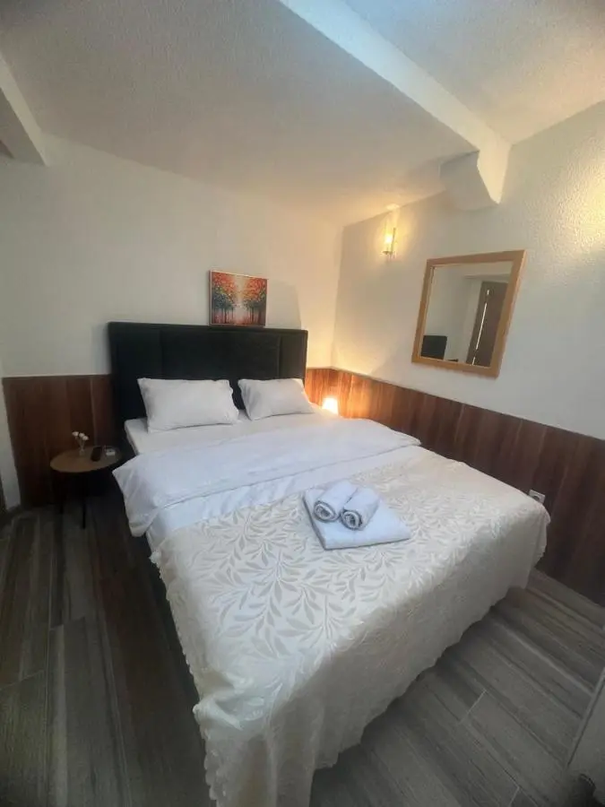 Hotel Piramida Sunca