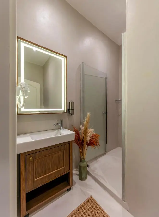 CLK Suites Hotel