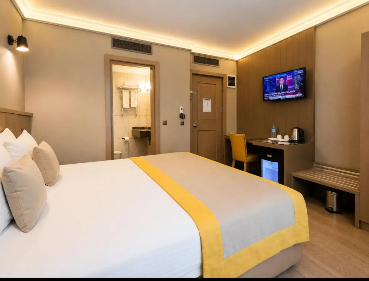 Seraglio Hotel & Suites