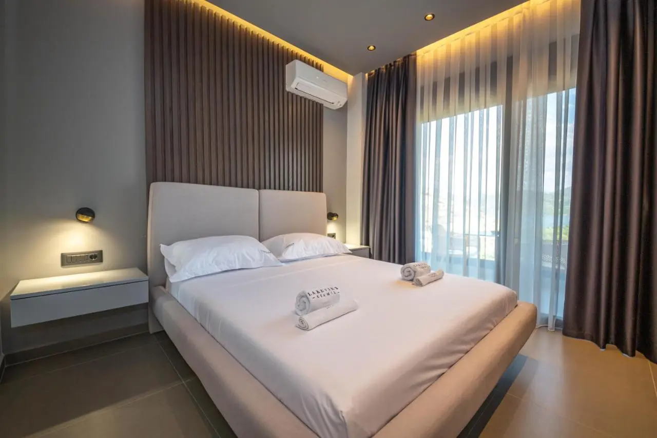 Lake View Rooms Ksamil